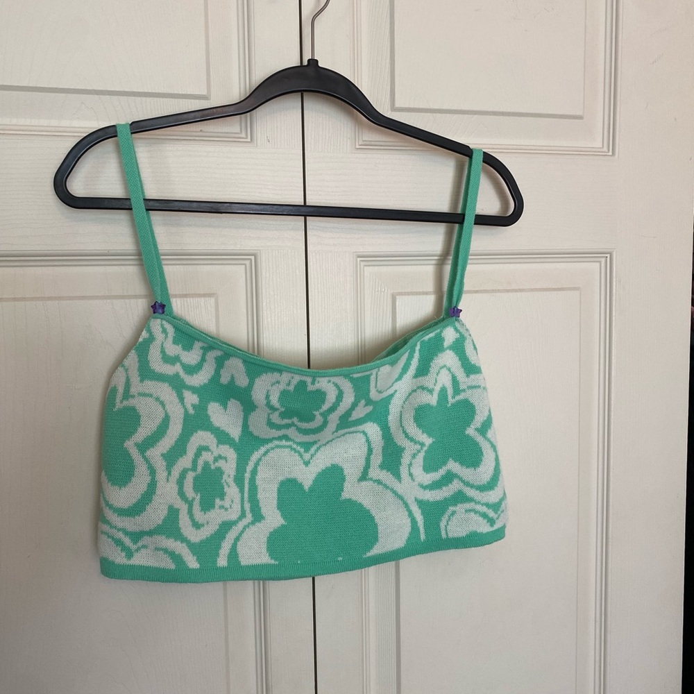 Green & white floral crop top